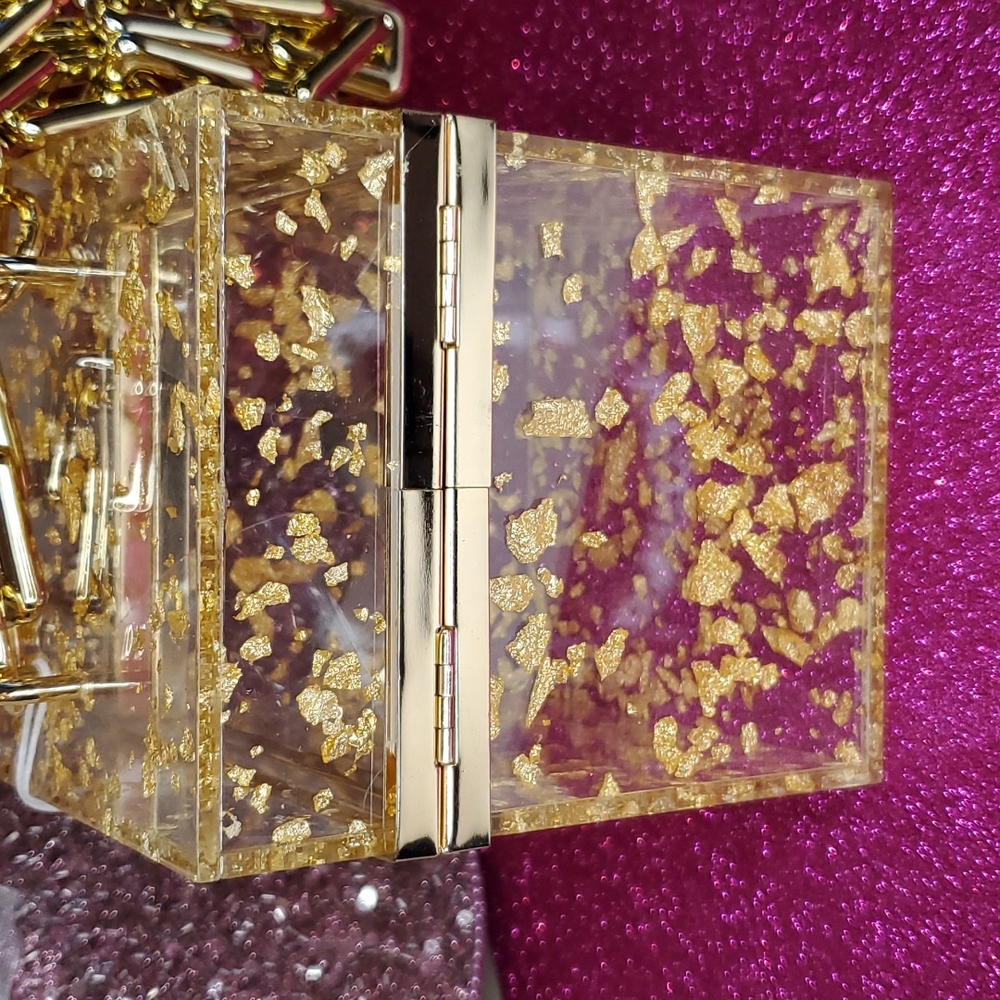 🎉HP🎉Urban Expressions 💜NWT💜 Acrylic Gold Foil Box Bag & Gold Chain Handle! - Picture 8 of 15